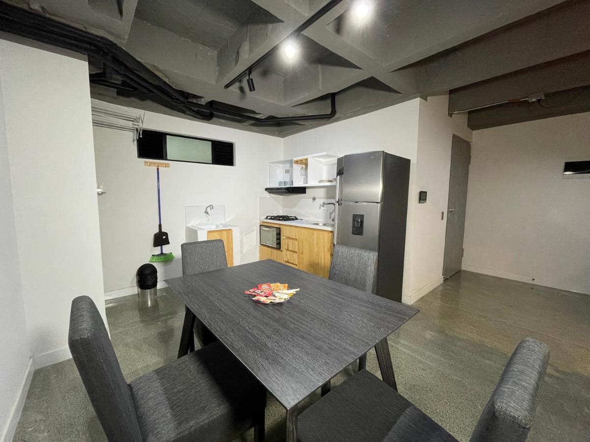 Edificio Helena Apartman Medellín Kültér fotó