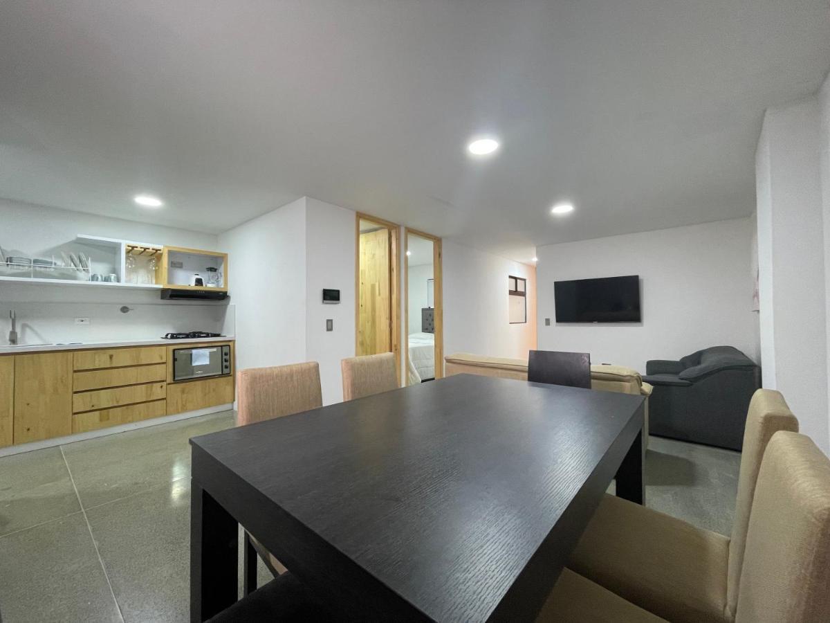 Edificio Helena Apartman Medellín Kültér fotó