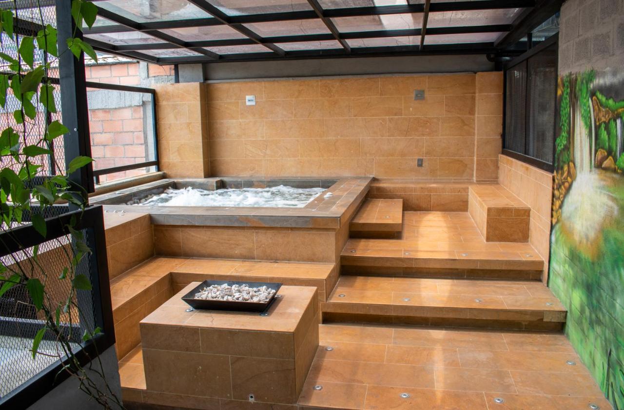 Edificio Helena Apartman Medellín Kültér fotó