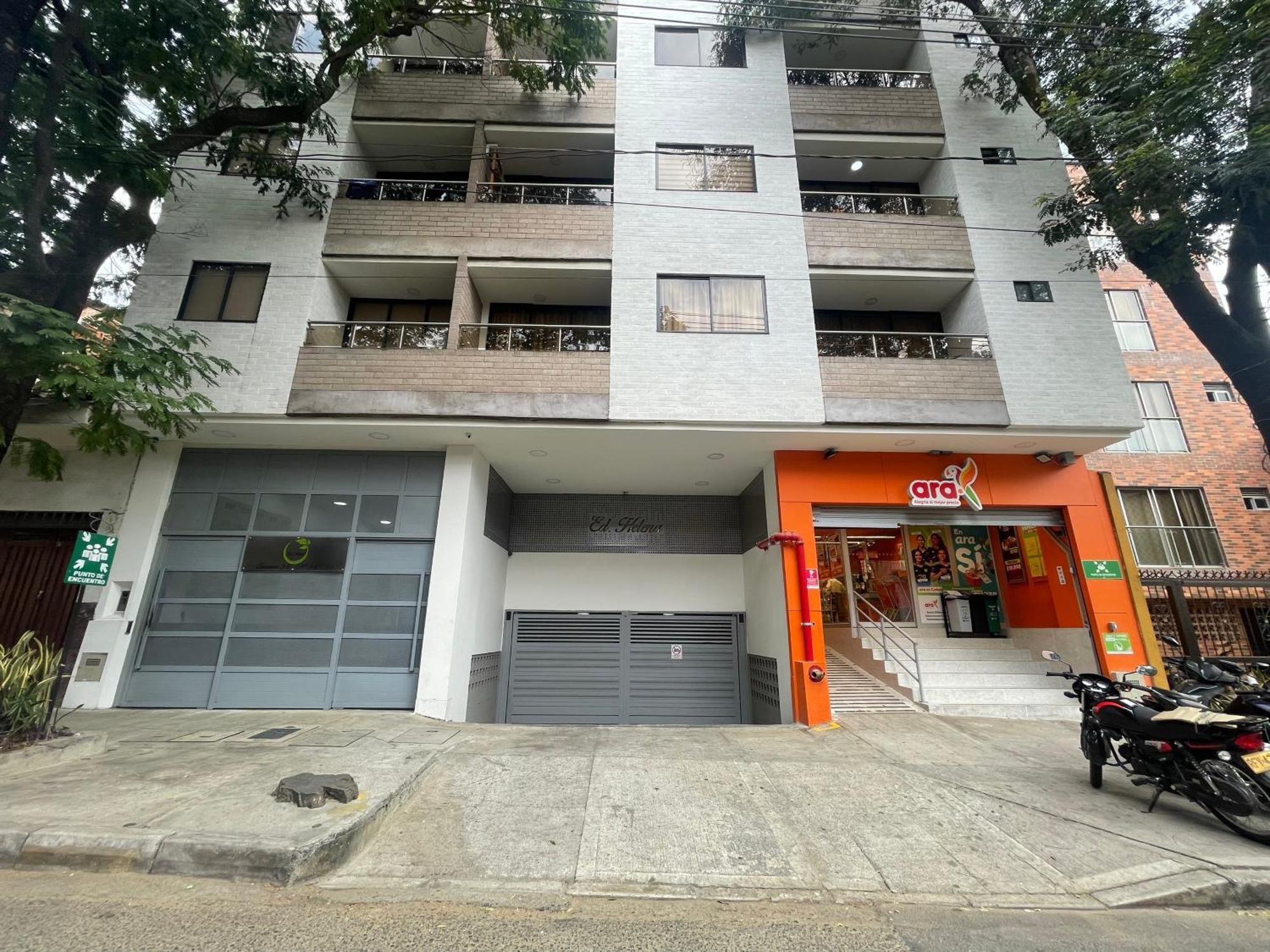 Edificio Helena Apartman Medellín Kültér fotó